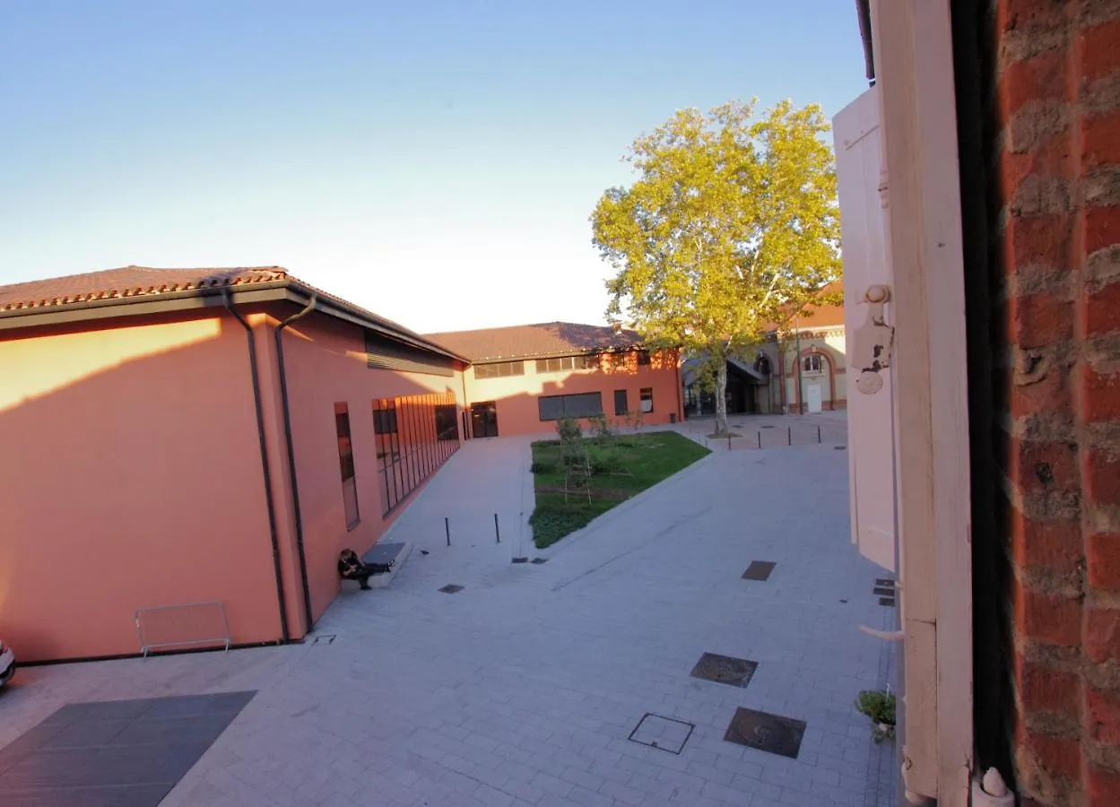Hostel Les Cordees Liees Albi 0*,  Frankreich
